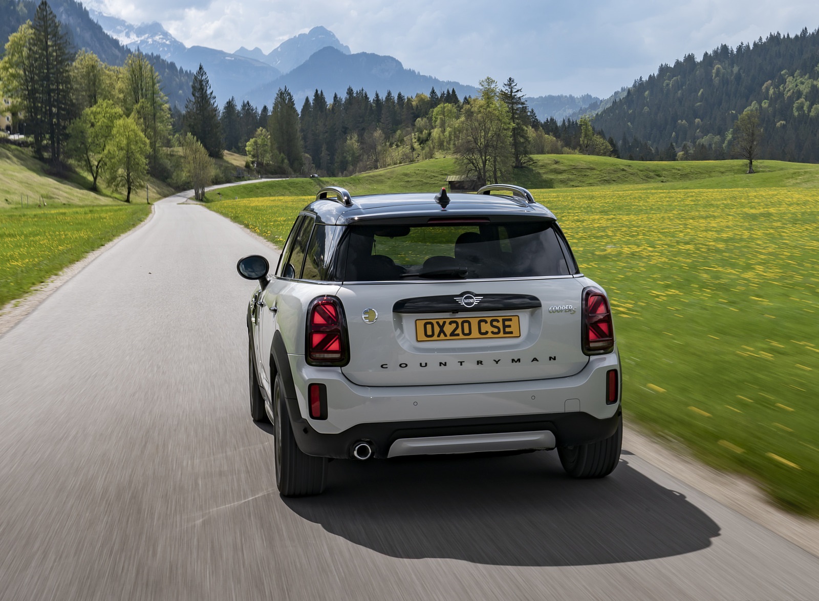 2021 MINI Countryman SE ALL4 Plug-In Hybrid Rear Wallpapers (11)