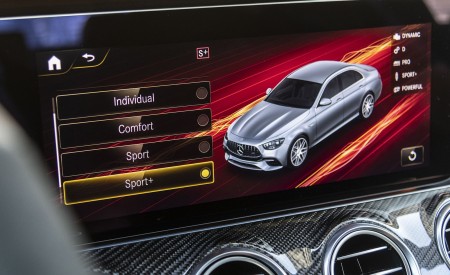 2021 Mercedes-AMG E 63 S 4MATIC+ Central Console Wallpapers 450x275 (72)