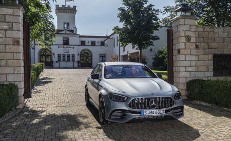 2021 Mercedes-AMG E 63 S 4MATIC+ (Color: High-Tech Silver Metallic) Front Wallpapers 450x275 (34)