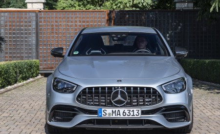 2021 Mercedes-AMG E 63 S 4MATIC+ (Color: High-Tech Silver Metallic) Front Wallpapers 450x275 (24)