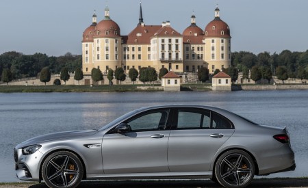 2021 Mercedes-AMG E 63 S 4MATIC+ (Color: High-Tech Silver Metallic) Side Wallpapers 450x275 (28)