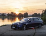 2021 Mercedes-AMG E 63 S Estate 4MATIC+ (Color: Designo Magno Brilliant Blue) Front Three-Quarter Wallpapers 150x120 (22)
