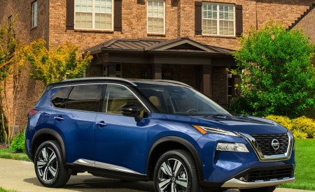 2021 Nissan Rogue Front Three-Quarter Wallpapers 450x275 (13)