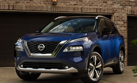 2021 Nissan Rogue Front Three-Quarter Wallpapers 450x275 (16)