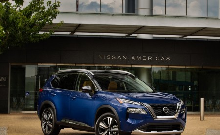 2021 Nissan Rogue Front Three-Quarter Wallpapers 450x275 (17)