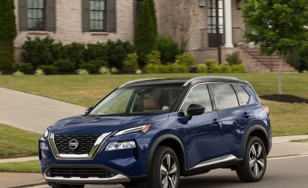 2021 Nissan Rogue Front Three-Quarter Wallpapers 450x275 (8)