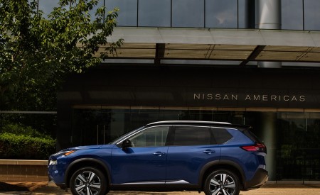 2021 Nissan Rogue Side Wallpapers 450x275 (23)