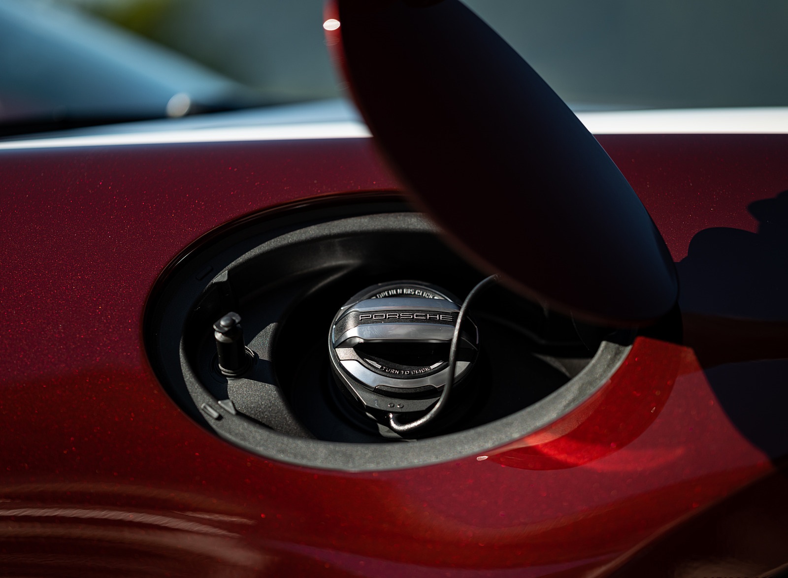2021 Porsche 911 Targa 4S Heritage Design Edition (Color: Cherry Metallic) Detail Wallpapers #50 of 82