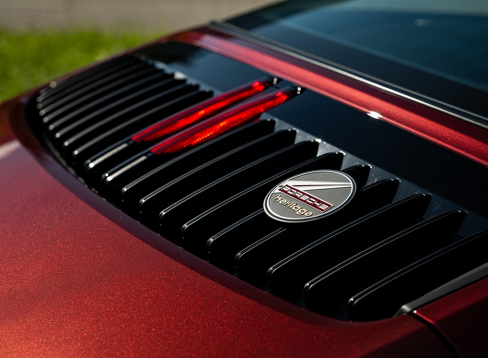 2021 Porsche 911 Targa 4S Heritage Design Edition (Color: Cherry Metallic) Detail Wallpapers #49 of 82