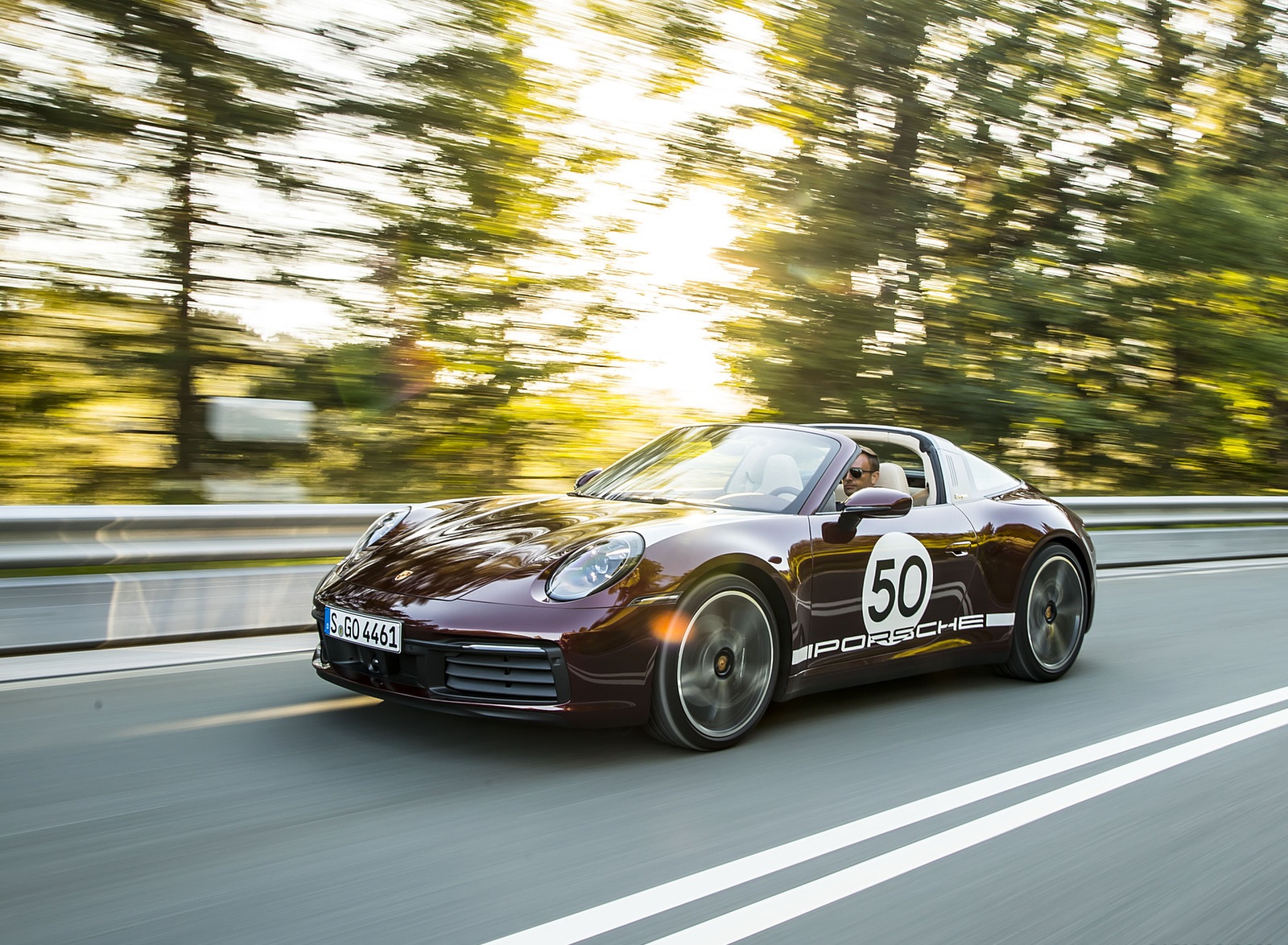 2021 Porsche 911 Targa 4S Heritage Design Edition (Color: Cherry Metallic) Front Three-Quarter Wallpapers (8)