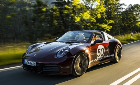 2021 Porsche 911 Targa 4S Heritage Design Edition (Color: Cherry Metallic) Front Three-Quarter Wallpapers 450x275 (10)