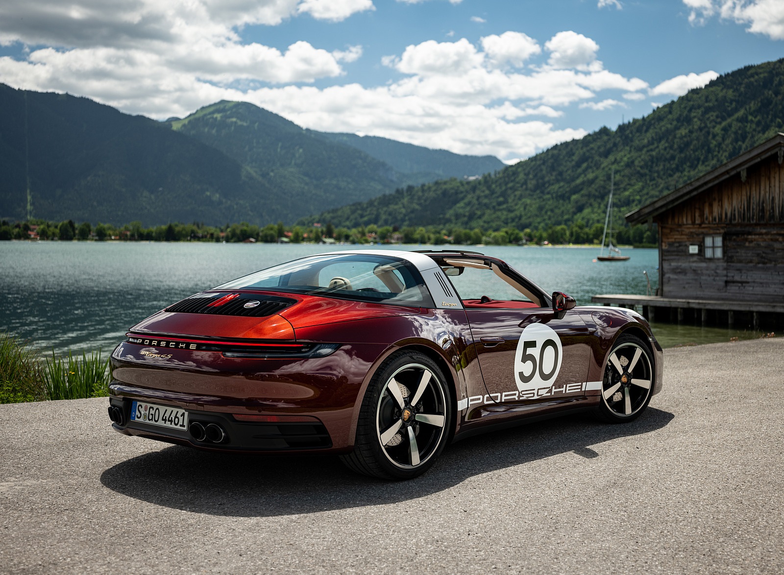 2021 Porsche 911 Targa 4S Heritage Design Edition (Color: Cherry Metallic) Rear Three-Quarter Wallpapers #22 of 82
