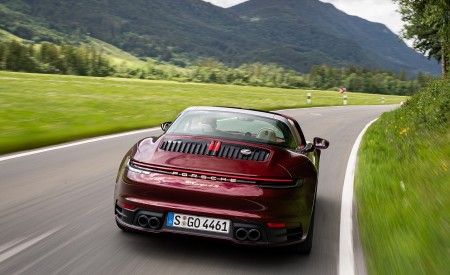 2021 Porsche 911 Targa 4S Heritage Design Edition (Color: Cherry Metallic) Rear Wallpapers 450x275 (5)