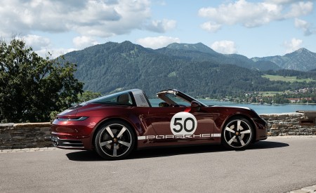 2021 Porsche 911 Targa 4S Heritage Design Edition (Color: Cherry Metallic) Side Wallpapers 450x275 (24)