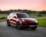 2021 Porsche Cayenne GTS (Color: Carmine Red) Front Three-Quarter Wallpapers 150x120 (11)