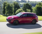 2021 Porsche Cayenne GTS (Color: Carmine Red) Front Three-Quarter Wallpapers 150x120 (3)