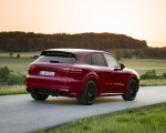 2021 Porsche Cayenne GTS (Color: Carmine Red) Rear Three-Quarter Wallpapers 150x120 (14)