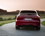 2021 Porsche Cayenne GTS (Color: Carmine Red) Rear Wallpapers 150x120 (17)