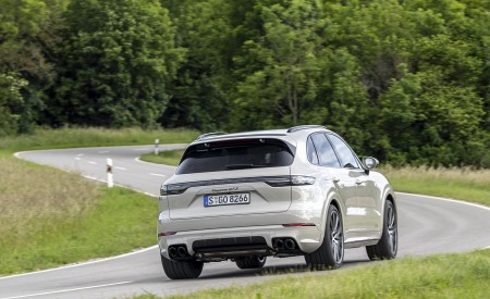 2021 Porsche Cayenne GTS (Color: Sechura Beige Metallic) Rear Three-Quarter Wallpapers 450x275 (50)