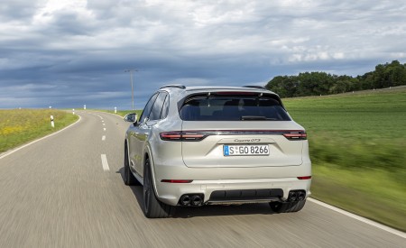 2021 Porsche Cayenne GTS (Color: Sechura Beige Metallic) Rear Wallpapers 450x275 (40)