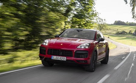 2021 Porsche Cayenne GTS Coupe (Color: Carmine Red) Front Wallpapers 450x275 (7)