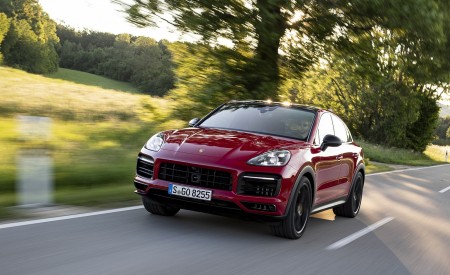 2021 Porsche Cayenne GTS Coupe (Color: Carmine Red) Front Wallpapers 450x275 (8)
