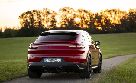 2021 Porsche Cayenne GTS Coupe (Color: Carmine Red) Rear Wallpapers 450x275 (30)