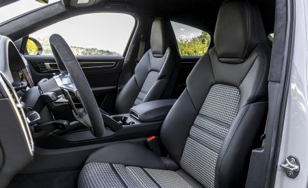 2021 Porsche Cayenne GTS Coupe (Color: Crayon) Interior Front Seats Wallpapers 450x275 (120)