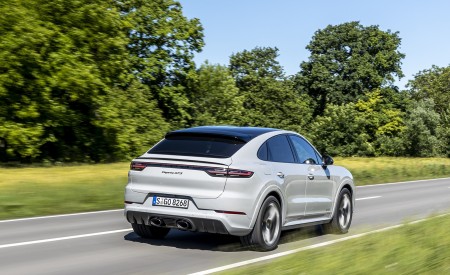 2021 Porsche Cayenne GTS Coupe (Color: Crayon) Rear Three-Quarter Wallpapers 450x275 (61)
