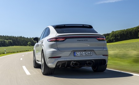 2021 Porsche Cayenne GTS Coupe (Color: Crayon) Rear Wallpapers 450x275 (63)