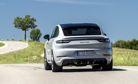 2021 Porsche Cayenne GTS Coupe (Color: Crayon) Rear Wallpapers 450x275 (89)