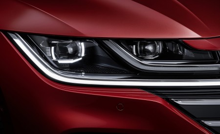 2021 Volkswagen Arteon R-Line Headlight Wallpapers 450x275 (17)