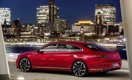 2021 Volkswagen Arteon R-Line Rear Three-Quarter Wallpapers 450x275 (7)