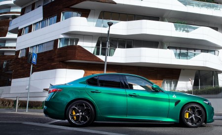 2020 Alfa Romeo Giulia Quadrifoglio Side Wallpapers 450x275 (16)