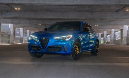 2020 Alfa Romeo Stelvio Quadrifoglio Front Three-Quarter Wallpapers 450x275 (25)