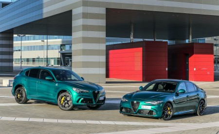 2020 Alfa Romeo Stelvio Quadrifoglio Front Three-Quarter Wallpapers 450x275 (13)
