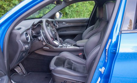 2020 Alfa Romeo Stelvio Quadrifoglio Interior Front Seats Wallpapers 450x275 (61)