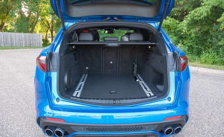 2020 Alfa Romeo Stelvio Quadrifoglio Trunk Wallpapers 450x275 (65)