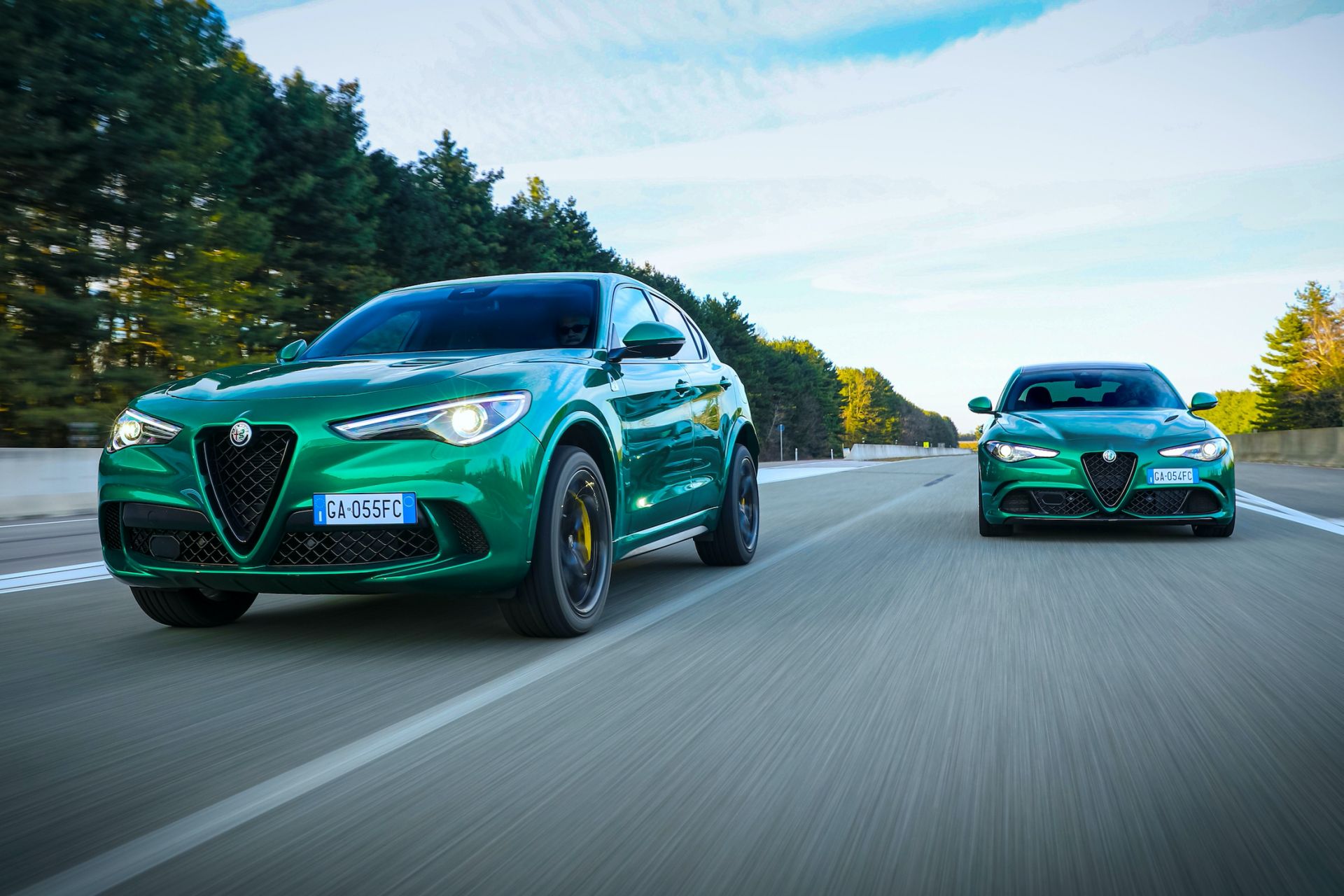 2020 Alfa Romeo Stelvio Quadrifoglio and Giulia Quadrifoglio Wallpapers (7)