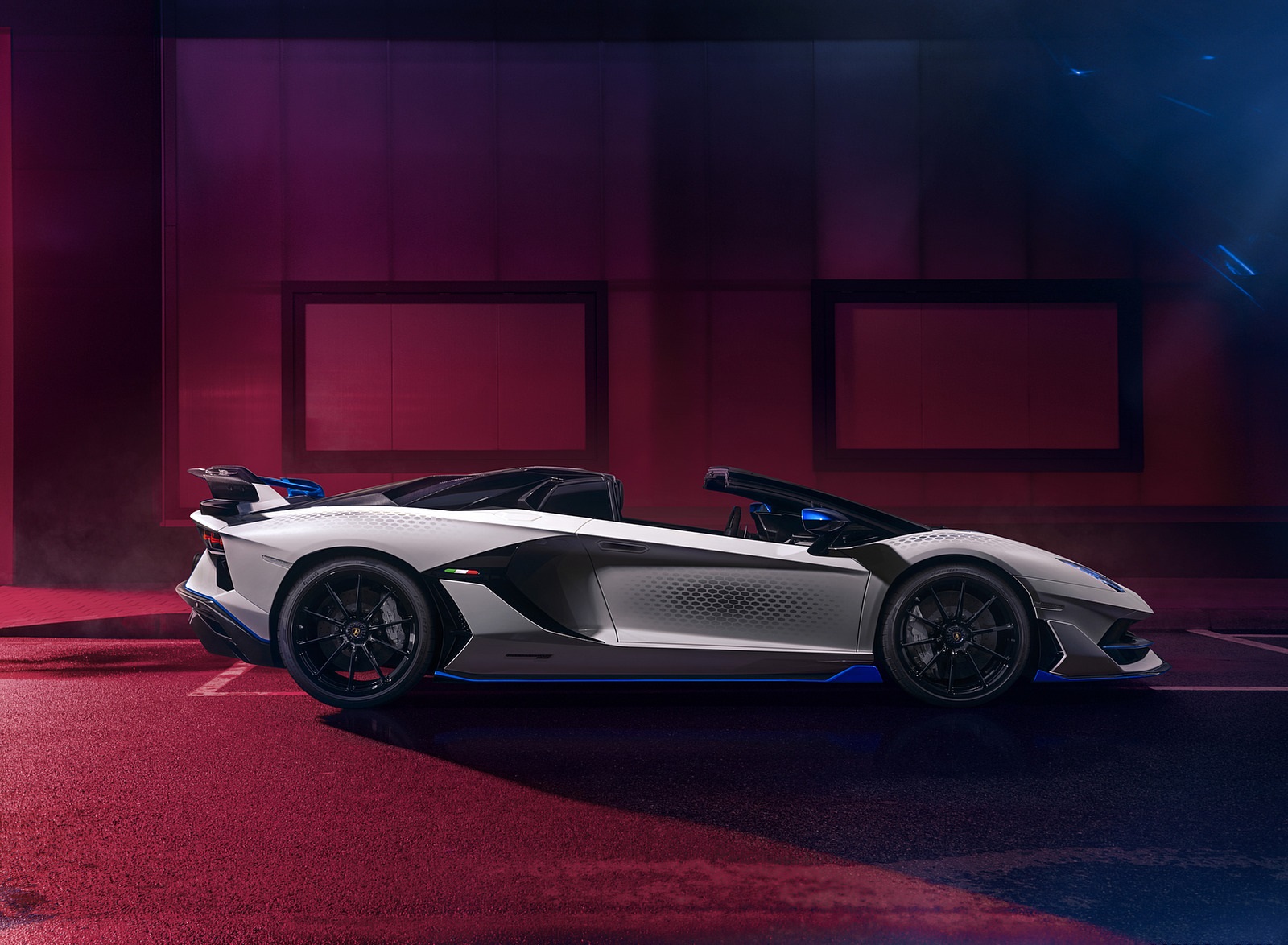 2020 Lamborghini Aventador SVJ Xago Edition Side Wallpapers (6)