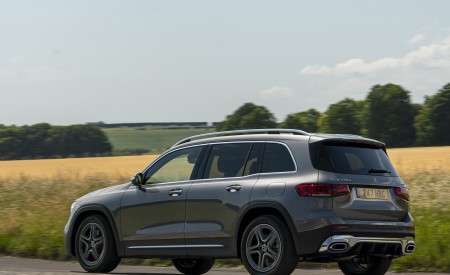 2020 Mercedes-Benz GLB 220d (UK-Spec) Rear Three-Quarter Wallpapers 450x275 (21)