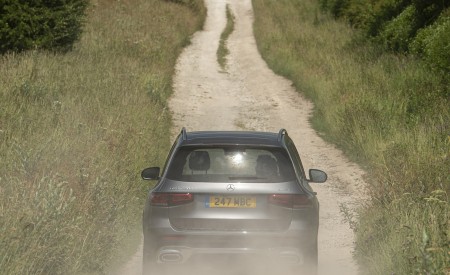 2020 Mercedes-Benz GLB 220d (UK-Spec) Rear Wallpapers  450x275 (31)