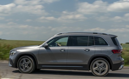 2020 Mercedes-Benz GLB 220d (UK-Spec) Side Wallpapers  450x275 (23)
