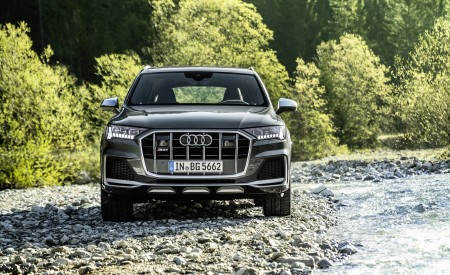 2021 Audi SQ7 TFSI (Color: Daytona Grey) Front Wallpapers 450x275 (14)