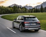 2021 Audi SQ7 TFSI (Color: Daytona Grey) Rear Three-Quarter Wallpapers 150x120 (6)