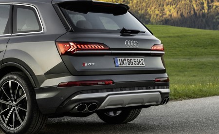 2021 Audi SQ7 TFSI (Color: Daytona Grey) Tail Light Wallpapers  450x275 (30)