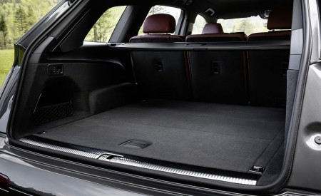 2021 Audi SQ7 TFSI Trunk Wallpapers 450x275 (43)
