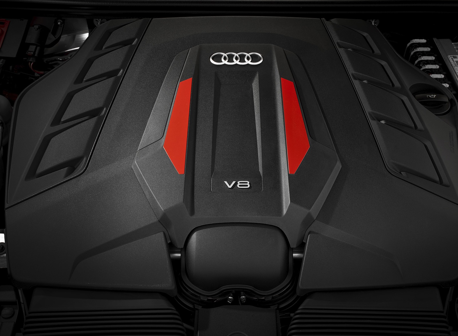 2021 Audi SQ8 Engine Wallpapers (11)