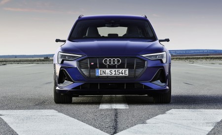 2021 Audi e-tron S (Color: Navarra Blue) Front Wallpapers 450x275 (2)