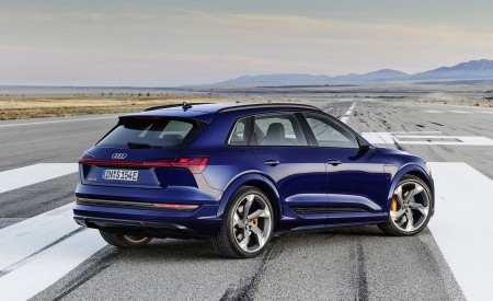 2021 Audi e-tron S (Color: Navarra Blue) Rear Three-Quarter Wallpapers 450x275 (4)